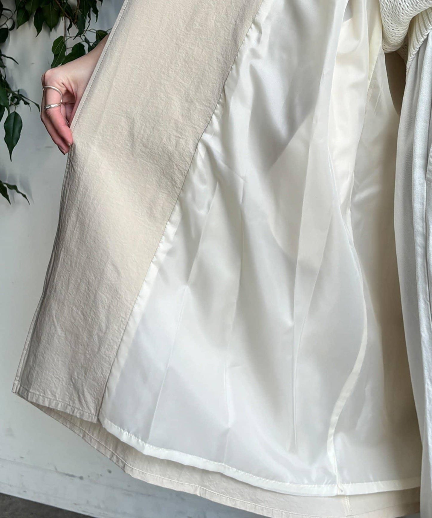 袖口羅紋輕薄大衣