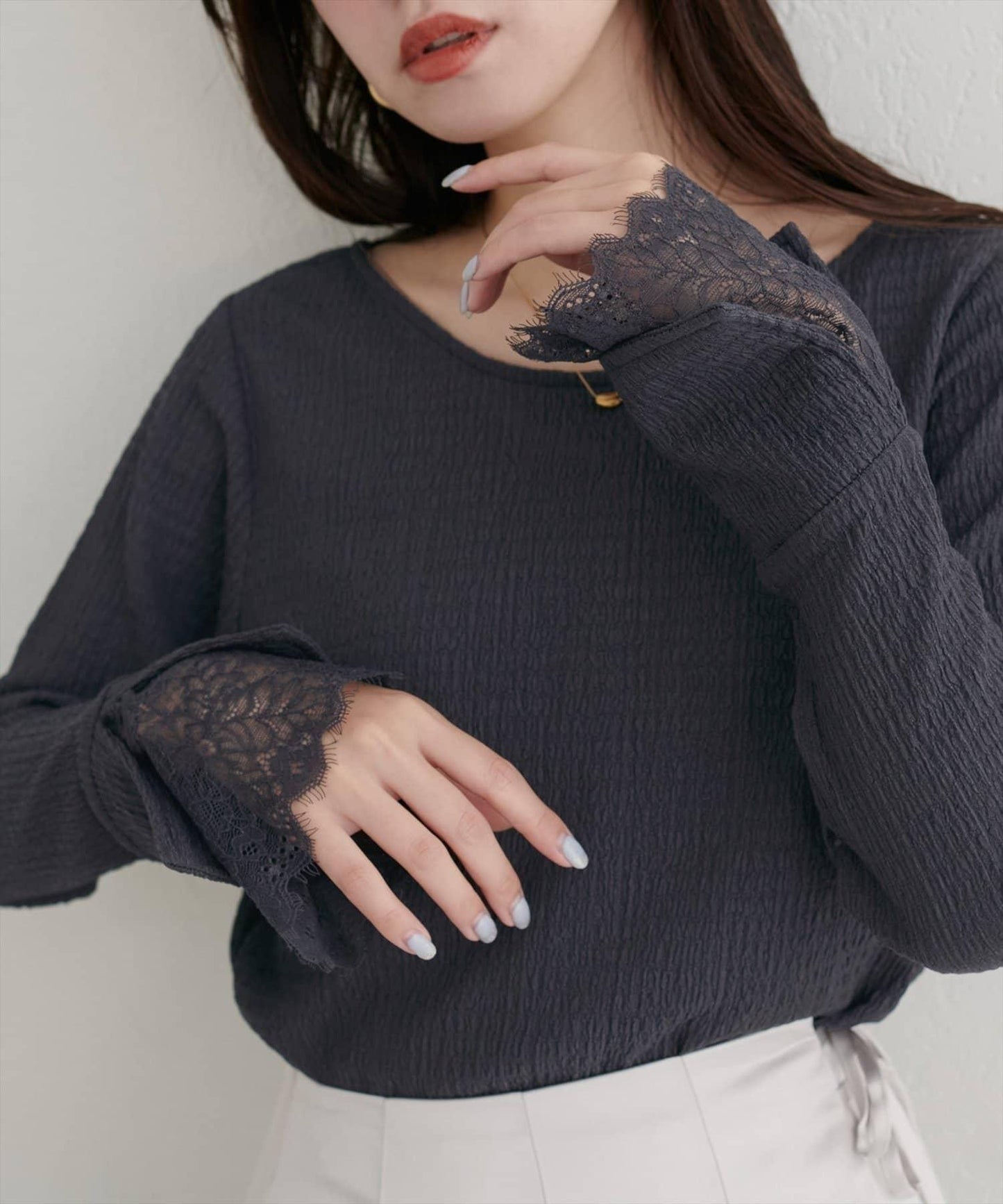 蕾絲拼接針織衫