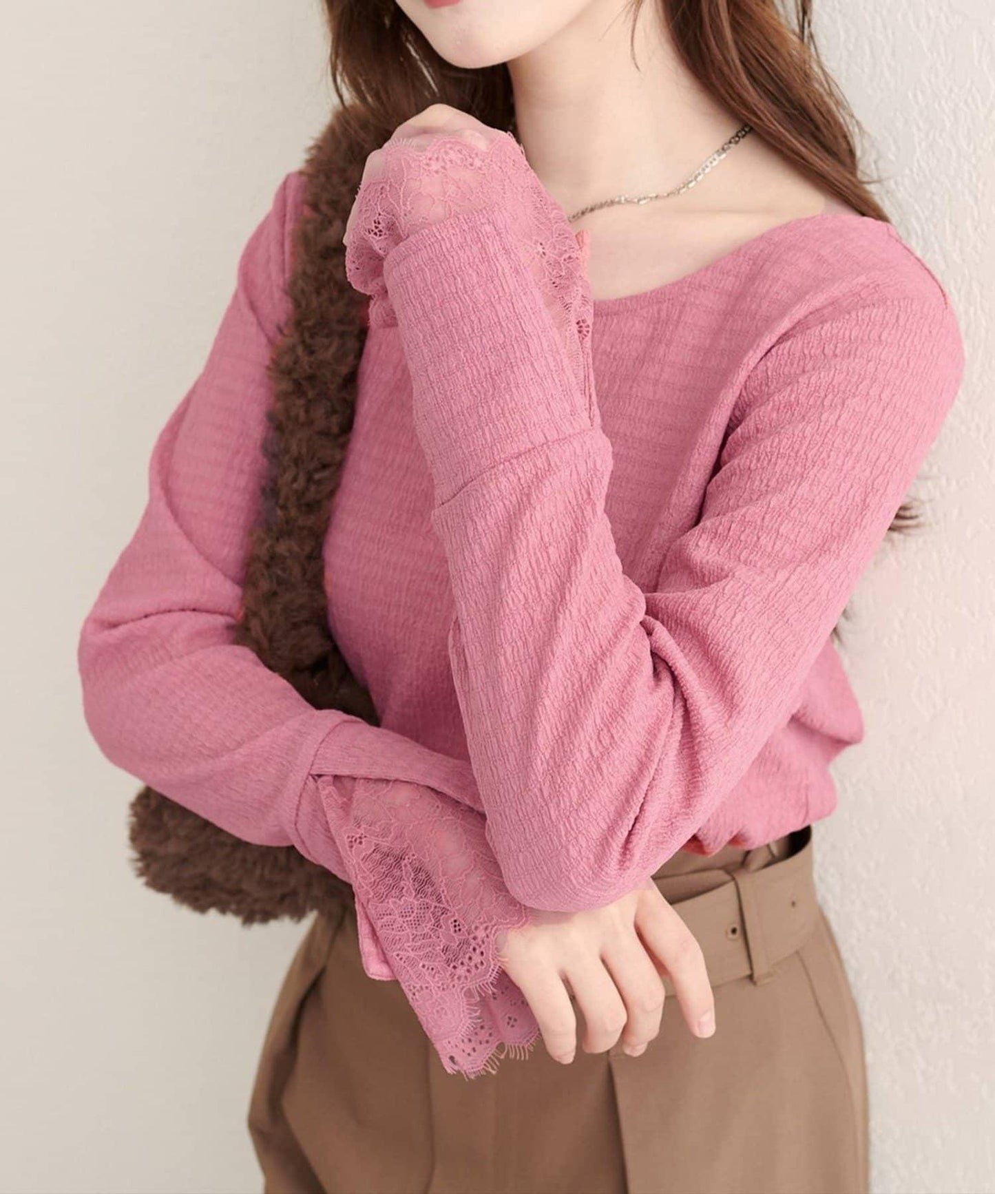 蕾絲拼接針織衫