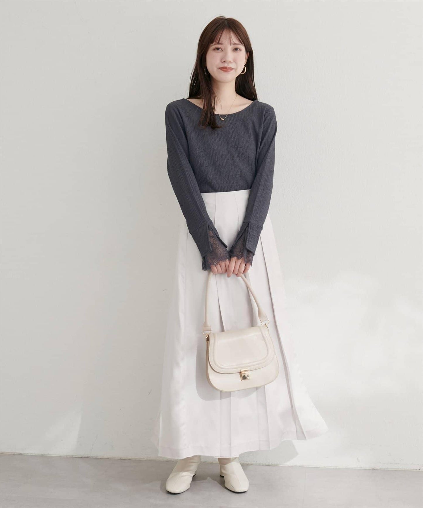 蕾絲拼接針織衫