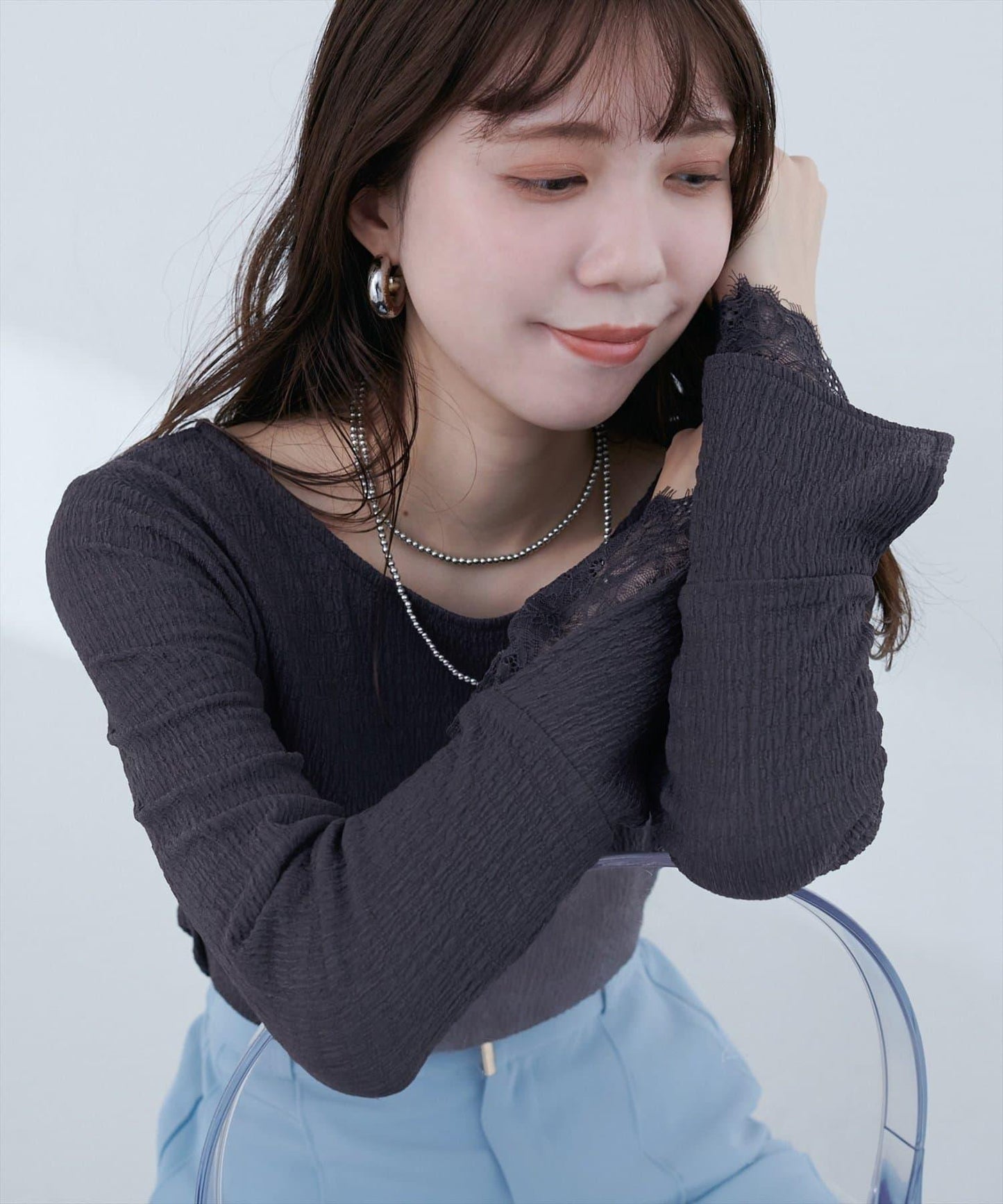 蕾絲拼接針織衫