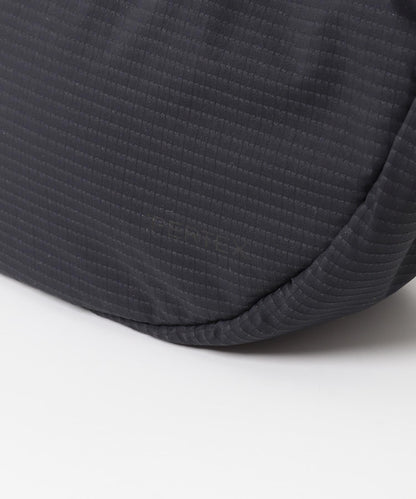 Pertex 香蕉斜挎包