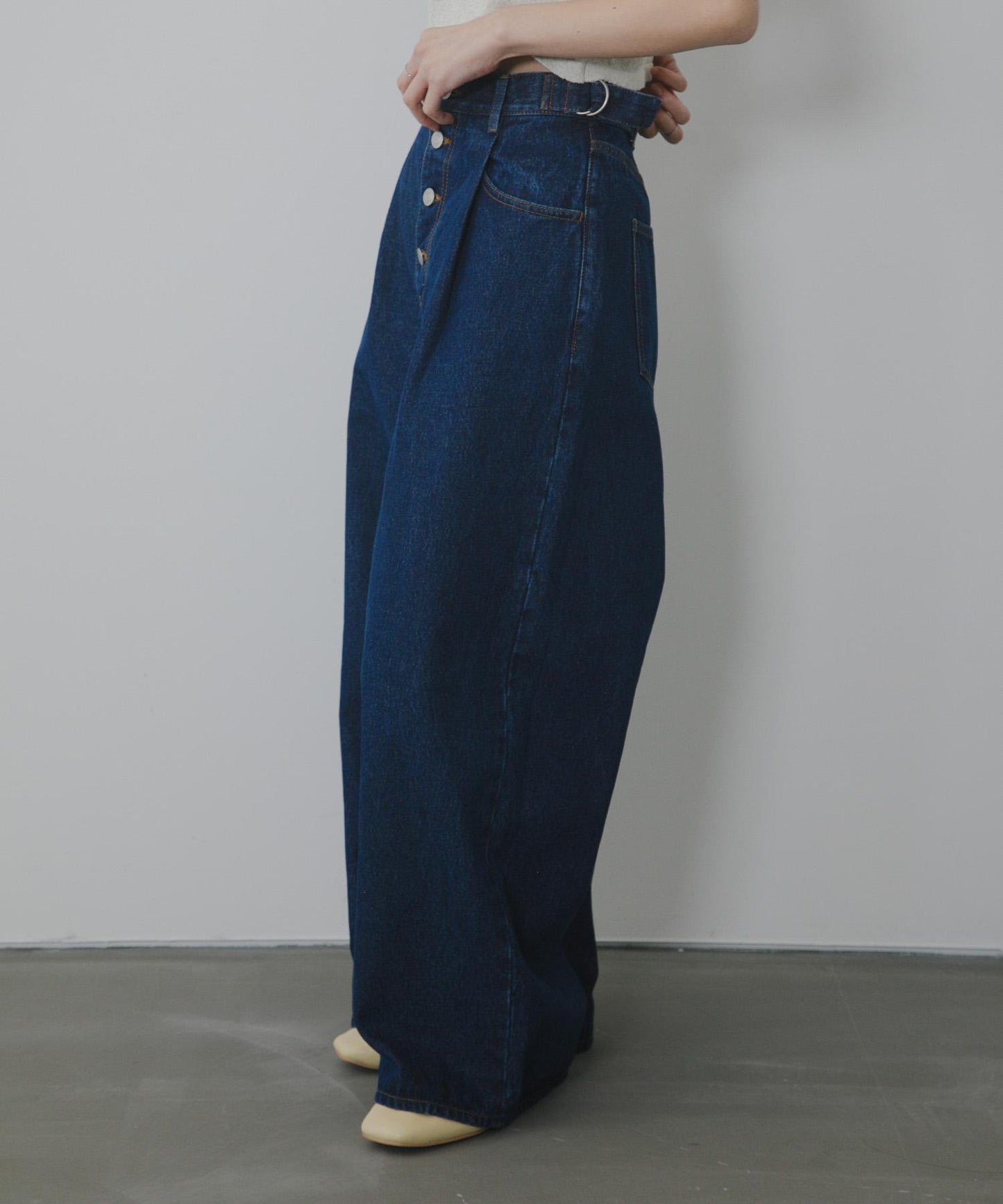 「3尺碼可選」褶皺紐扣牛仔褲