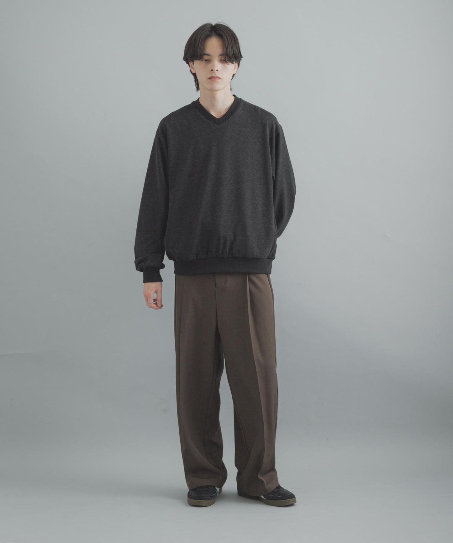 防藍光羊毛V領套頭衫