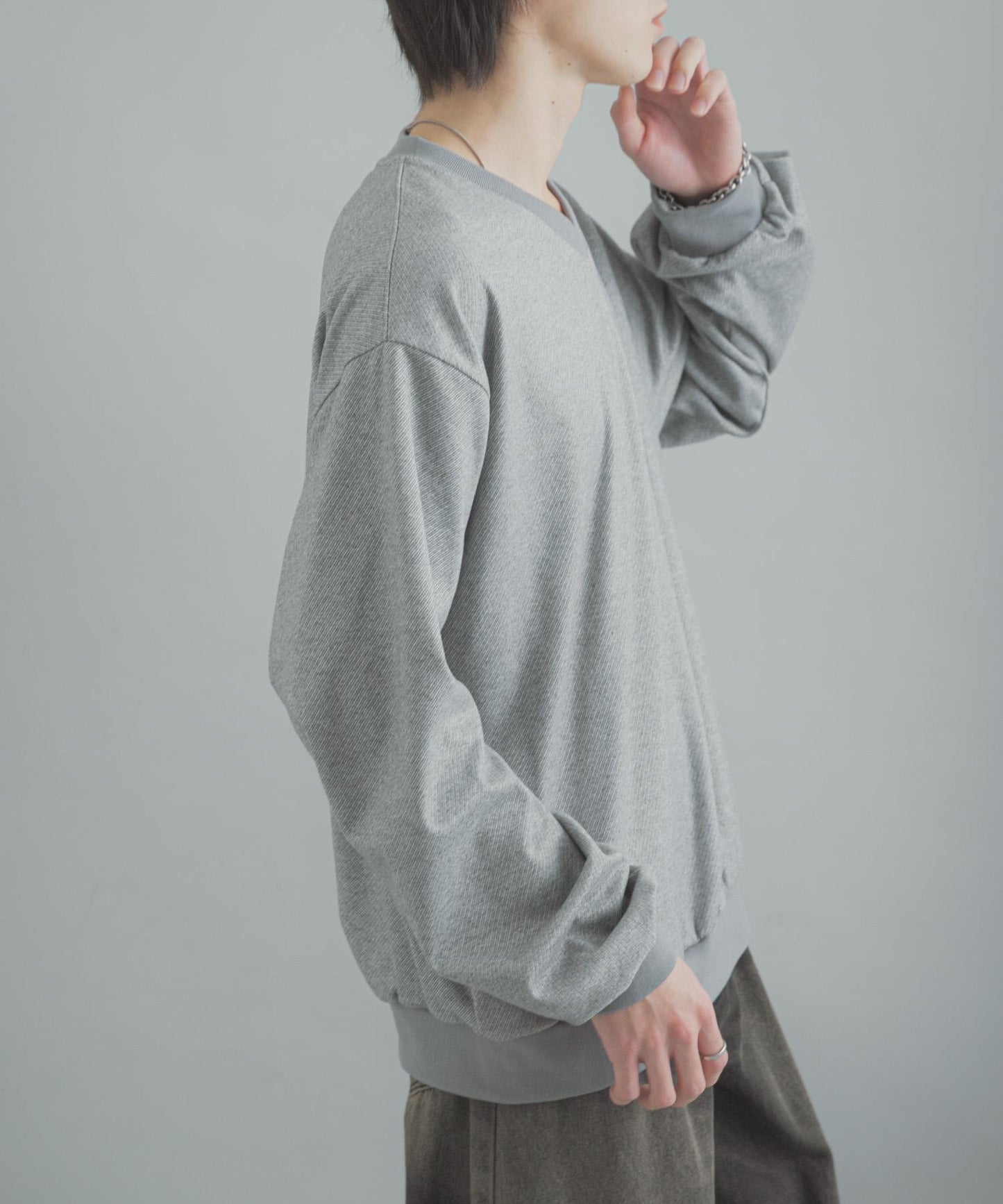 防藍光羊毛V領套頭衫