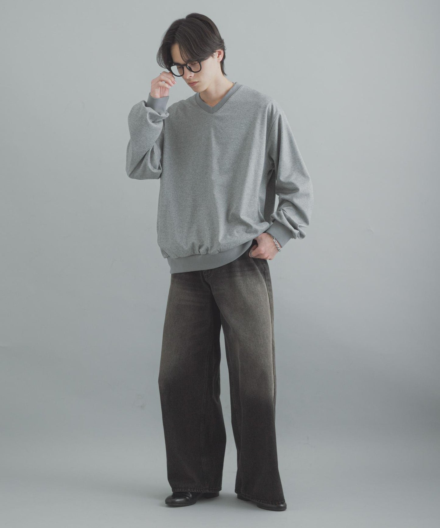 防藍光羊毛V領套頭衫