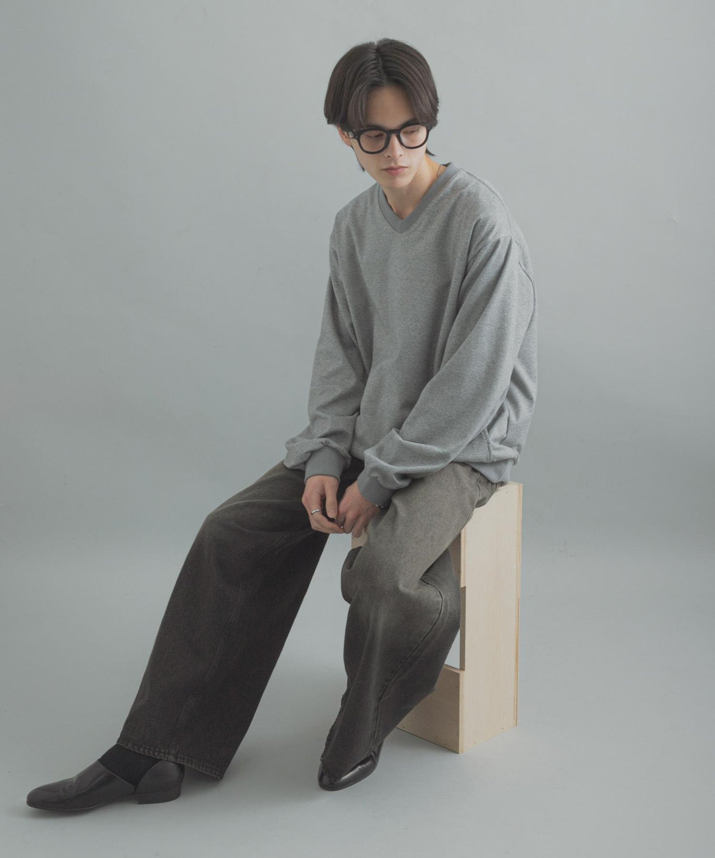 防藍光羊毛V領套頭衫