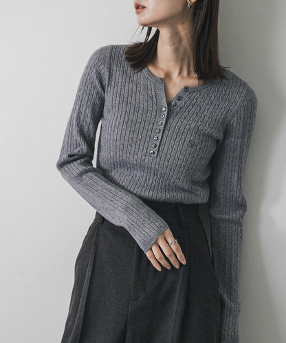 刺繡亨利領迷你麻花針織衫