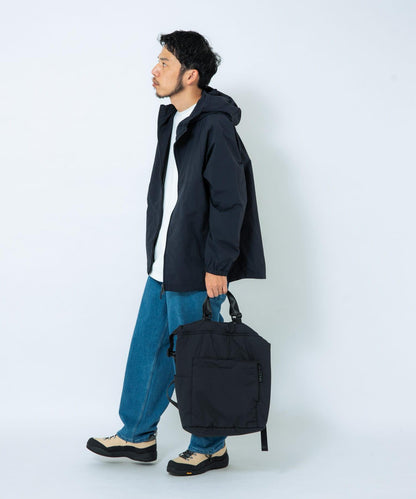 『UR TECH』尼龍塔夫綢連帽外套