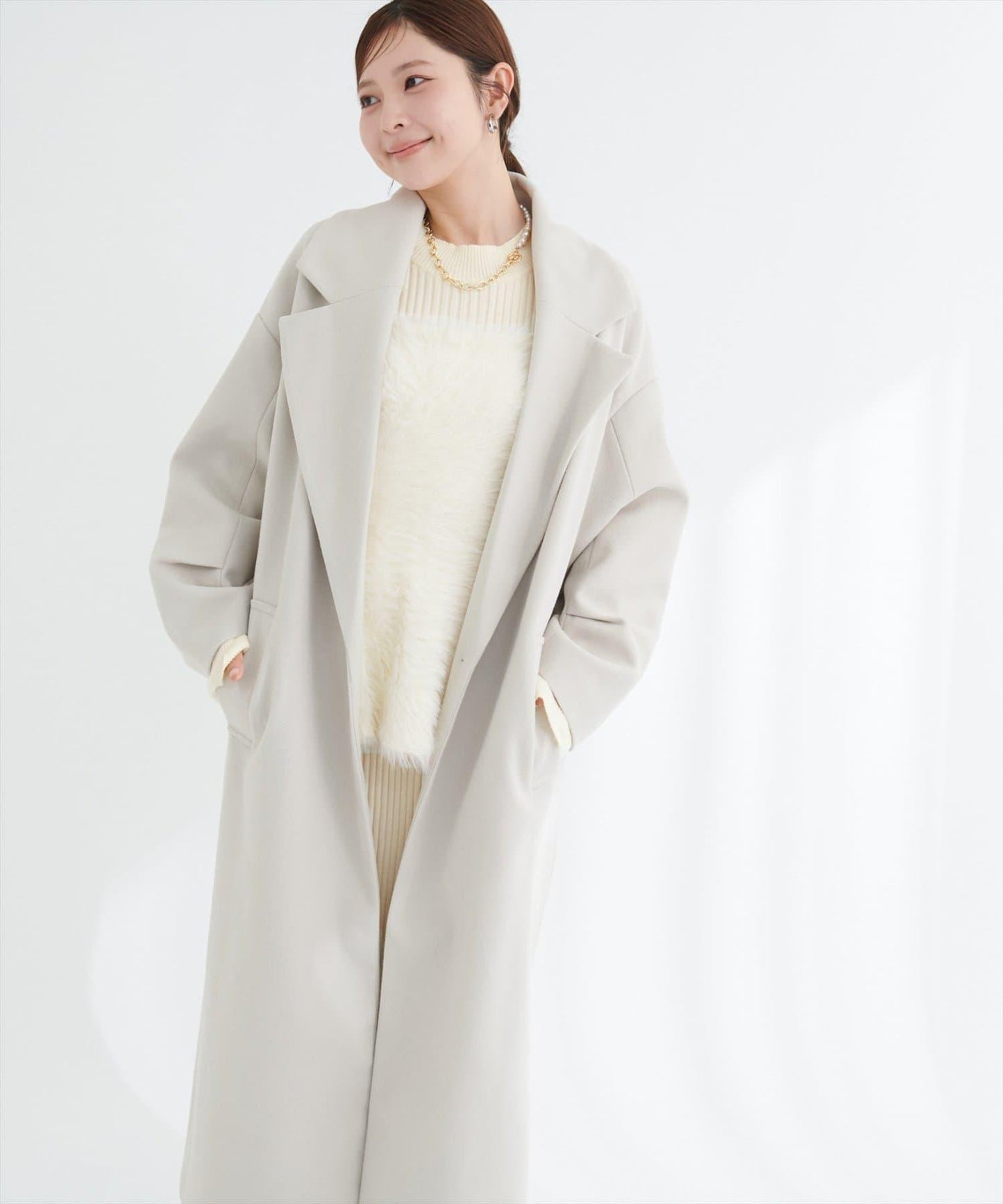 露背荷葉邊吊帶背心+針織連衣裙