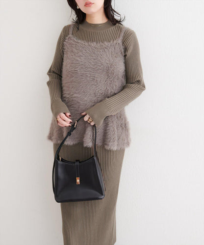 露背荷葉邊吊帶背心+針織連衣裙