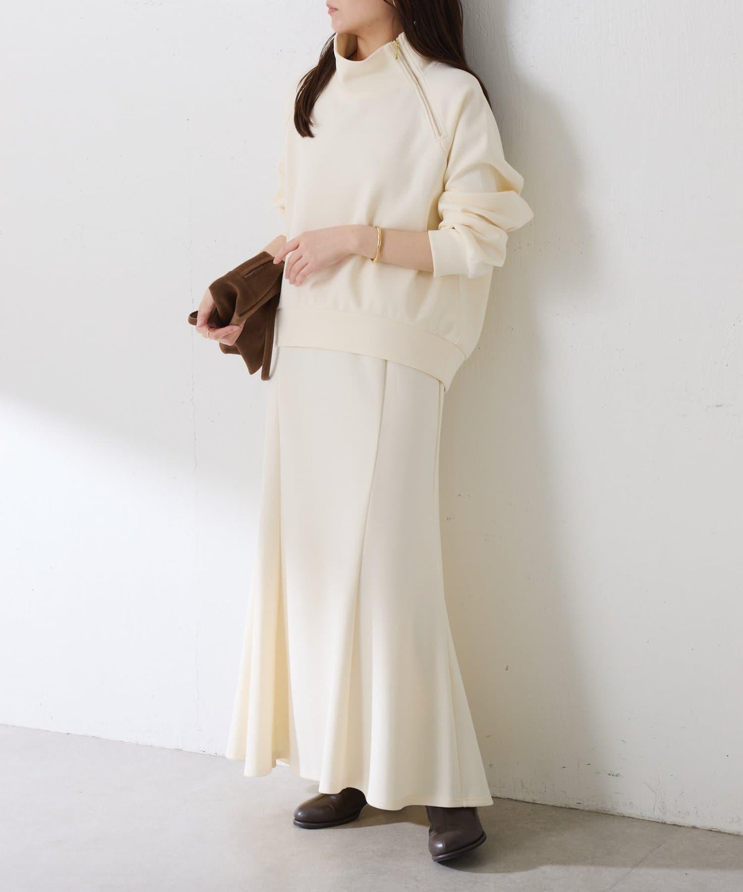 【舒適/百搭】不對稱半拉鍊套裝