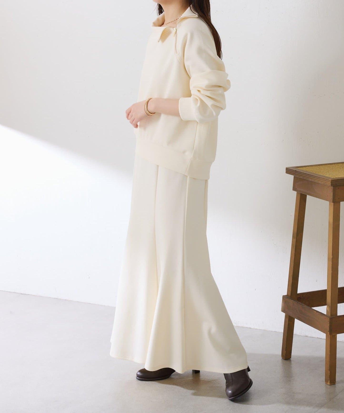 【舒適/百搭】不對稱半拉鍊套裝