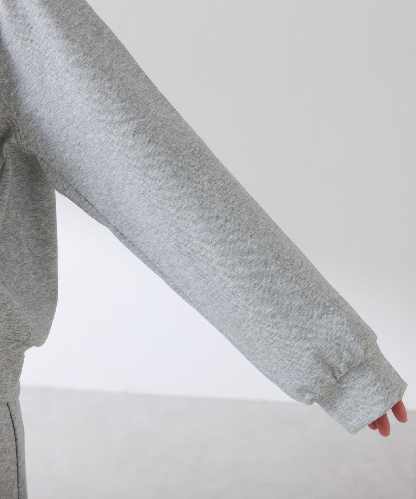 【舒適/百搭】不對稱半拉鍊套裝