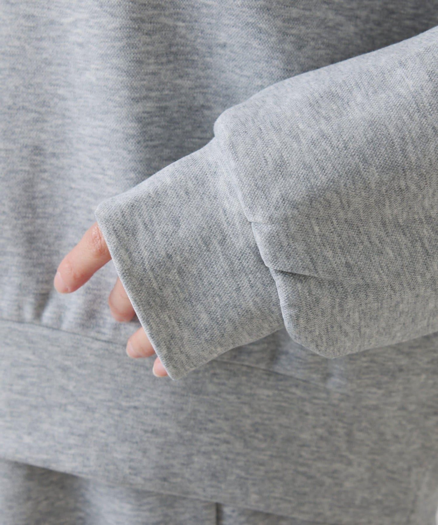 【舒適/百搭】不對稱半拉鍊套裝