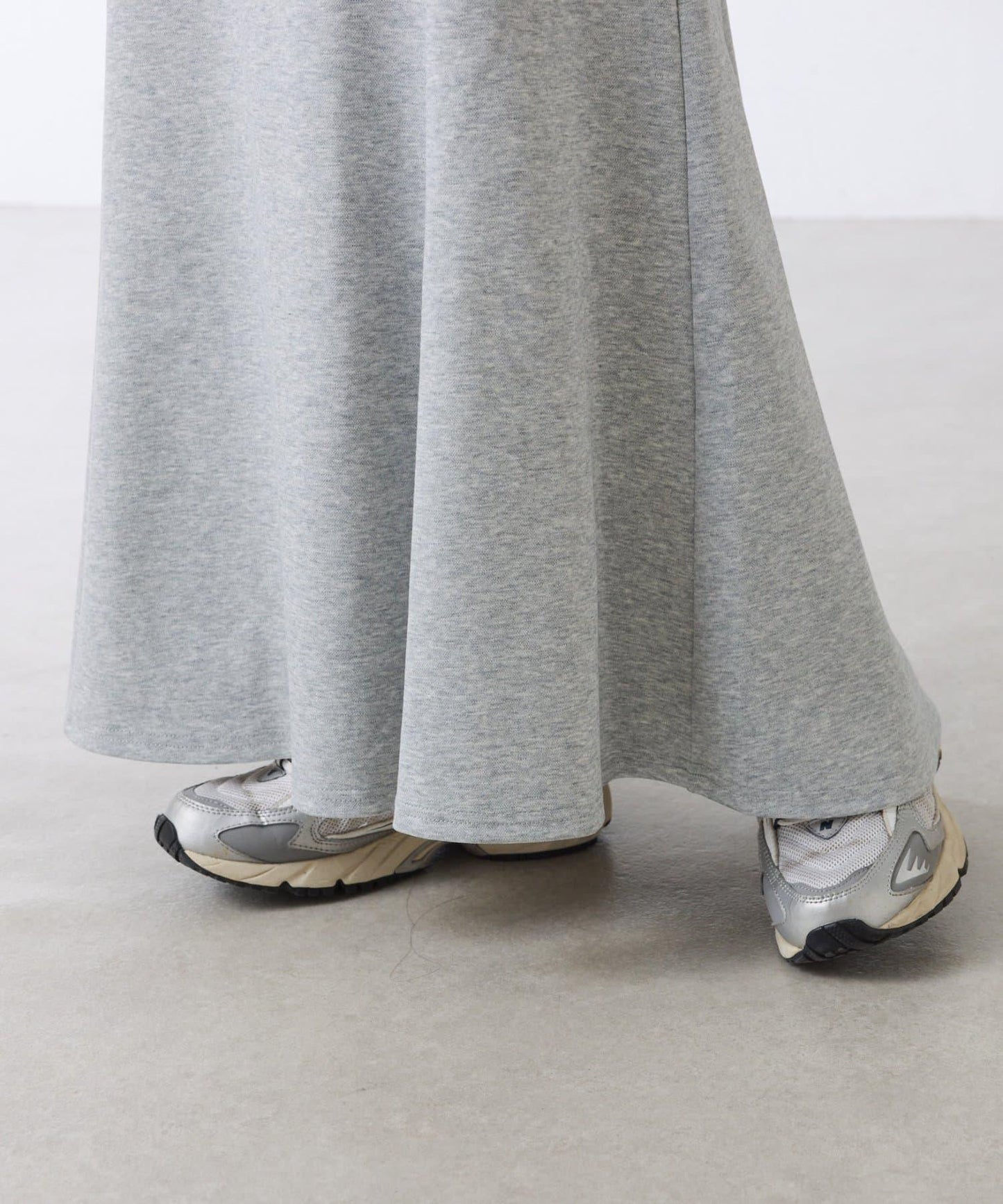 【舒適/百搭】不對稱半拉鍊套裝