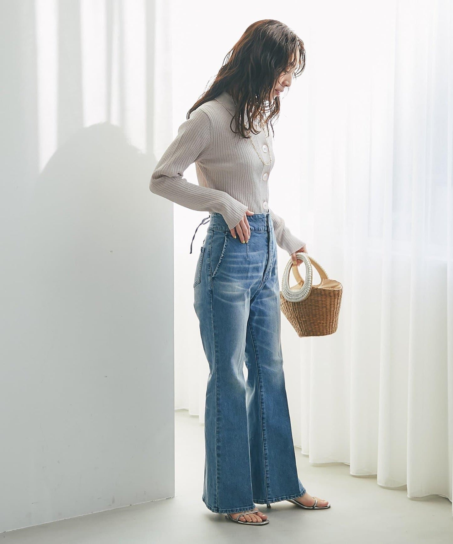 バックレースアップデニムフレアパンツ