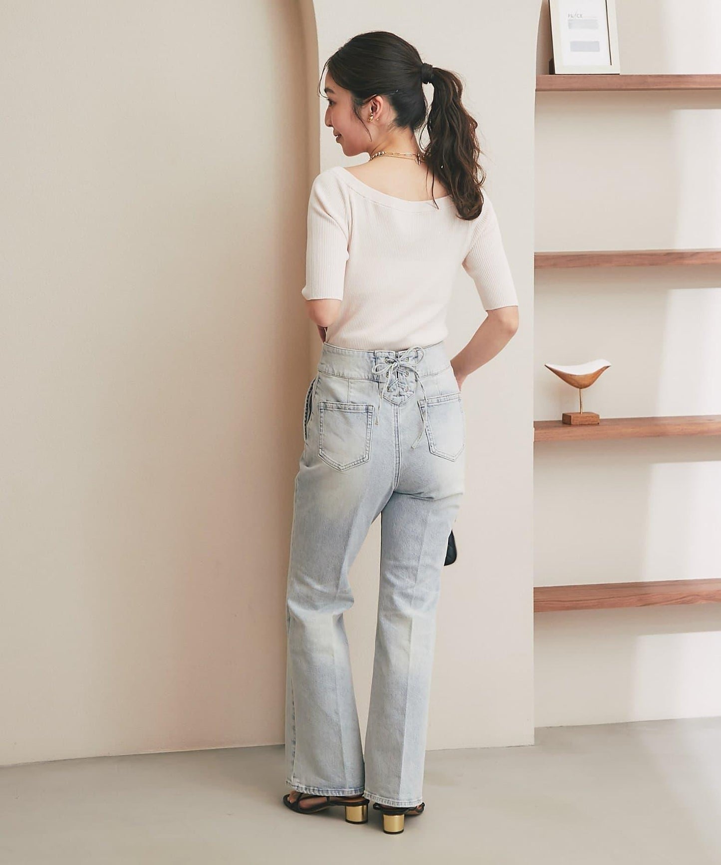 バックレースアップデニムフレアパンツ