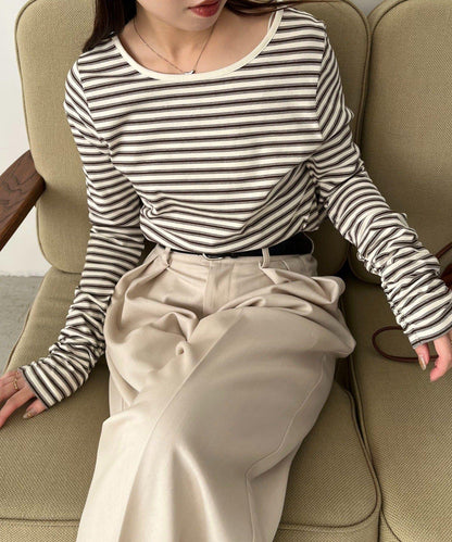 後背U領短款條紋T恤