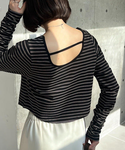 後背U領短款條紋T恤