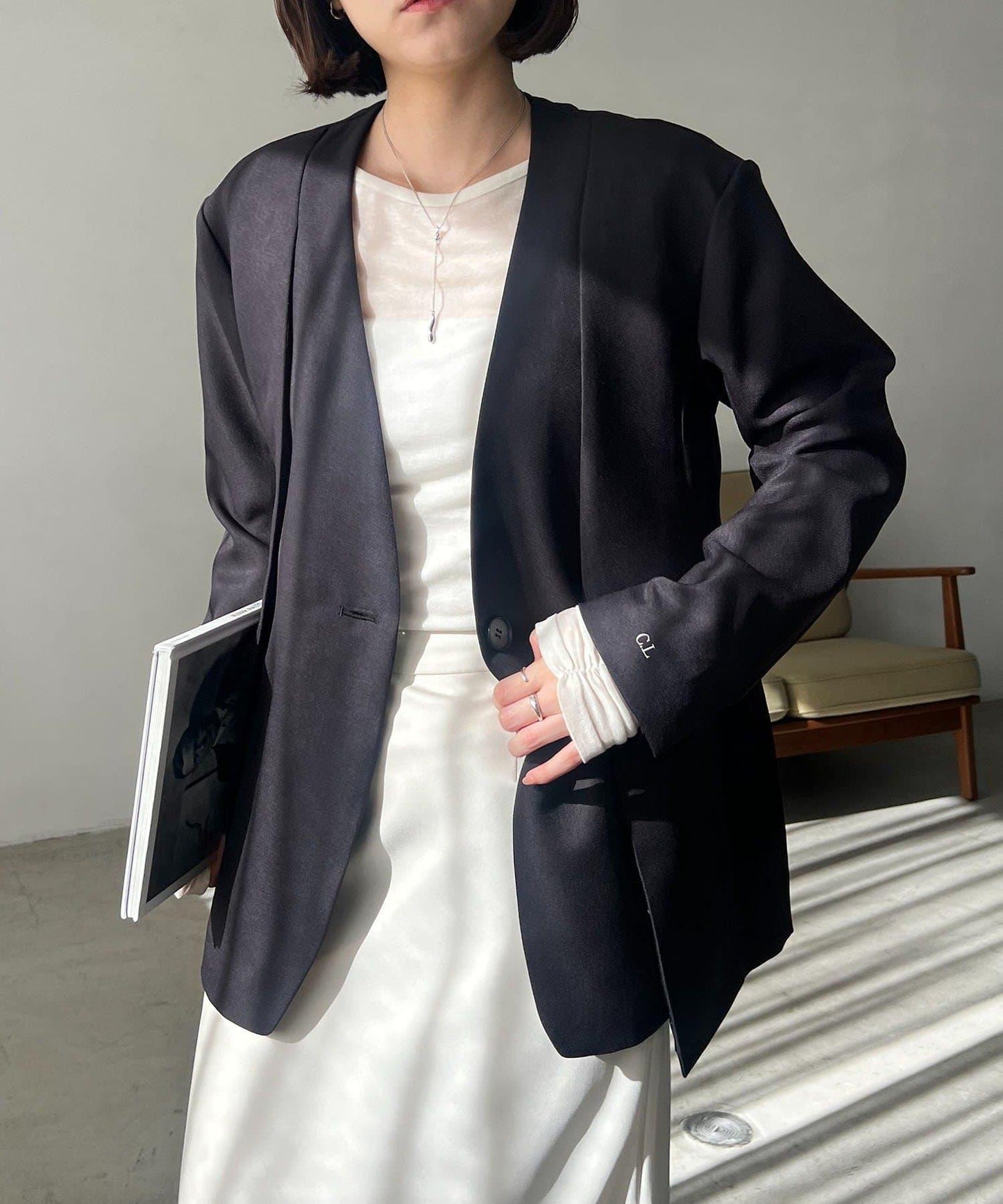 開叉袖西裝外套