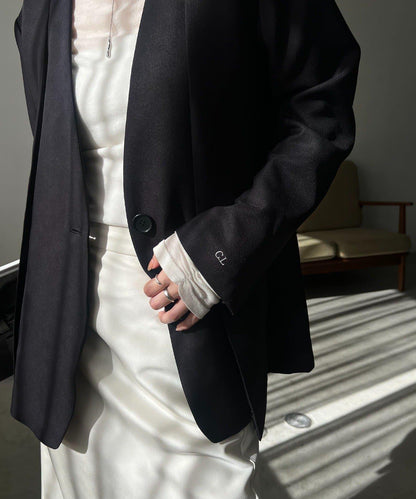 開叉袖西裝外套