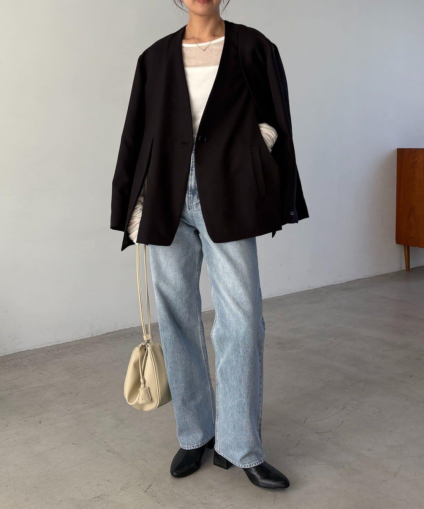 開叉袖西裝外套