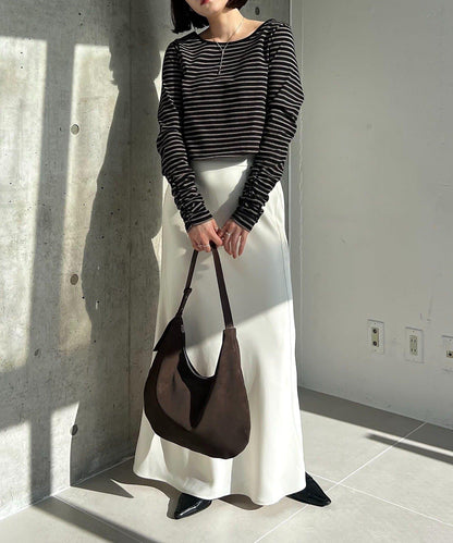 後背U領短款條紋T恤