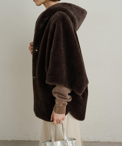 【Omekashi】短款仿毛絨斗篷