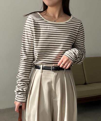 後背U領短款條紋T恤