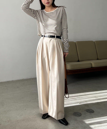 後背U領短款條紋T恤