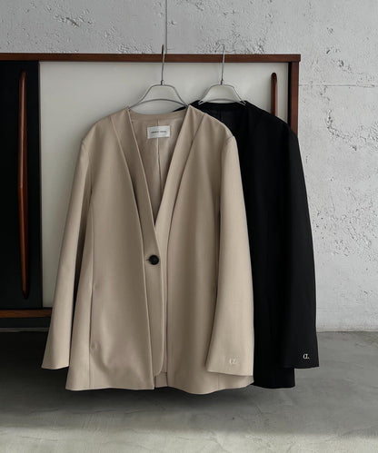 開叉袖西裝外套