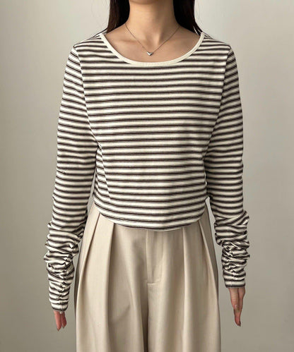 後背U領短款條紋T恤