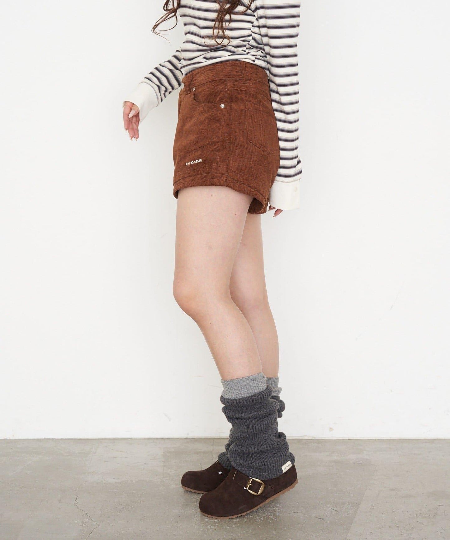 分層設計燈芯絨短褲