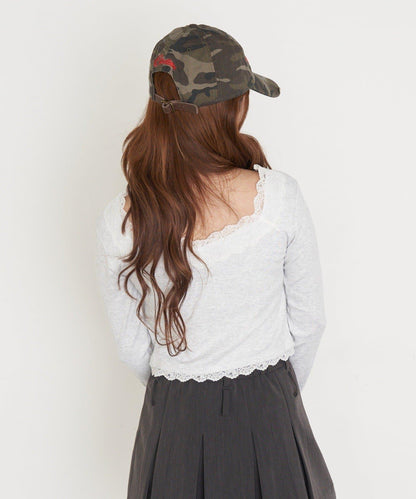 帶胸墊蕾絲長袖T恤