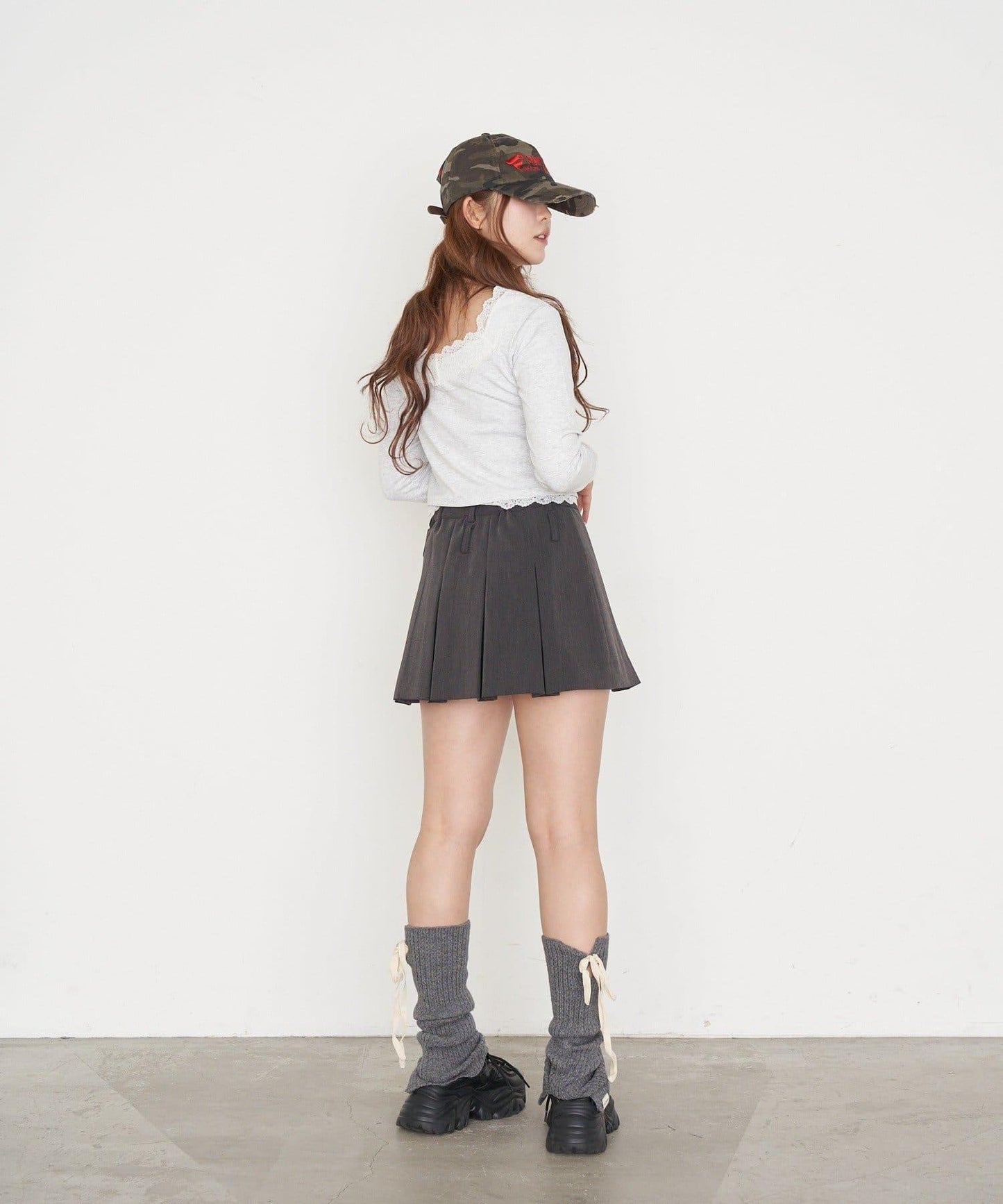 帶胸墊蕾絲長袖T恤