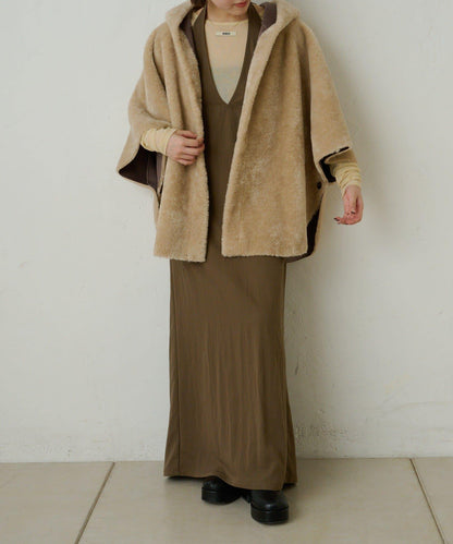 【Omekashi】短款仿毛絨斗篷