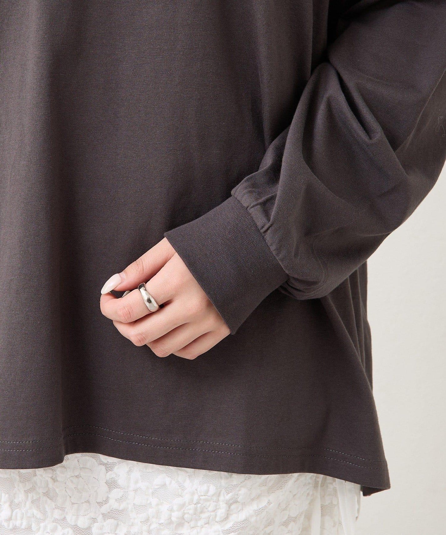 拼色大字母長袖T恤