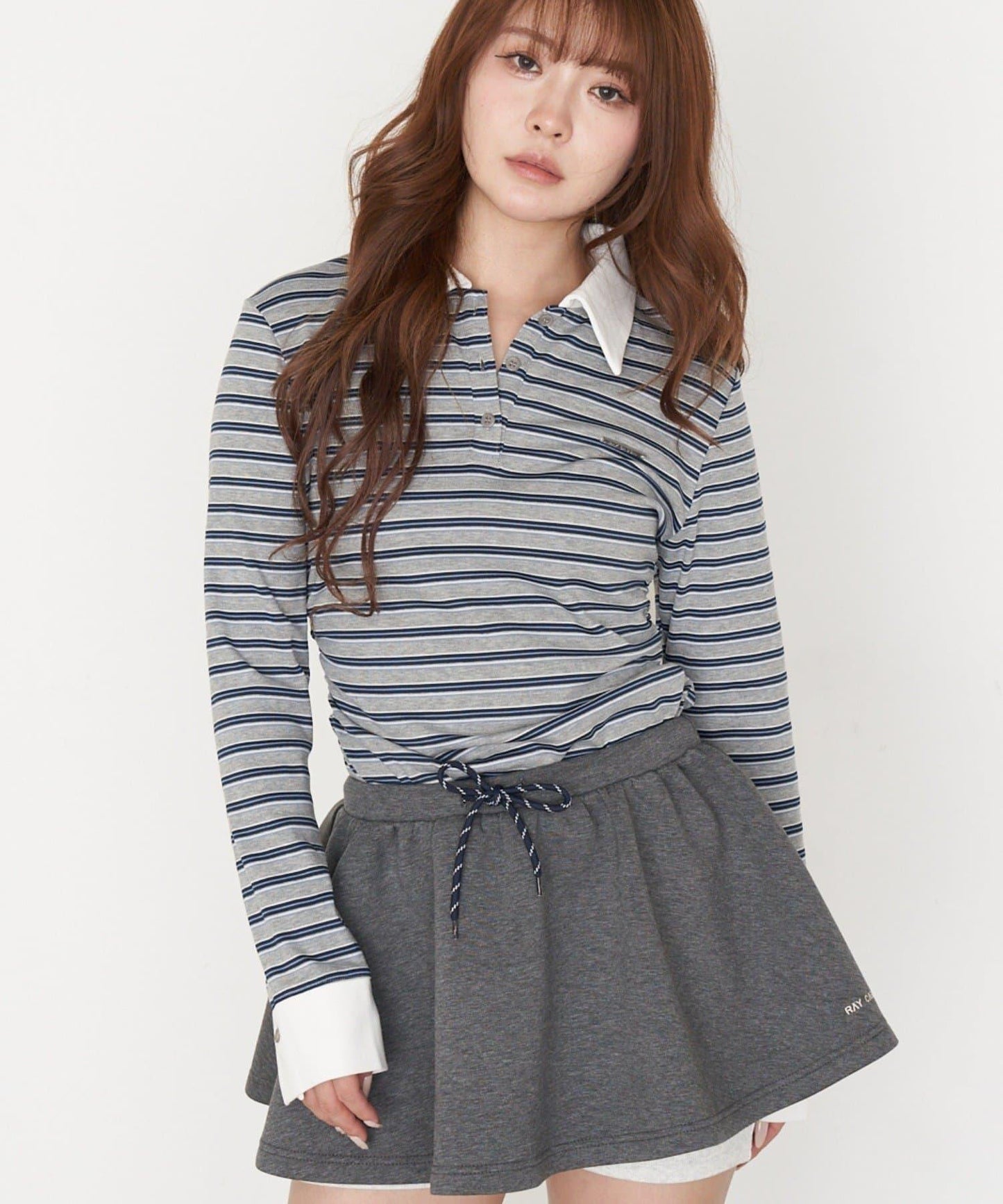 多色條紋胸部刺繡修身POLO衫