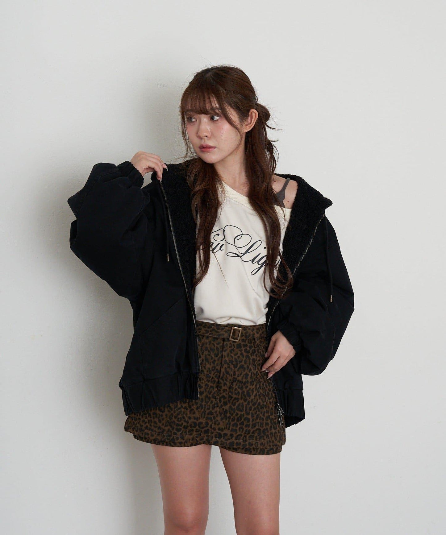 【RAY CASSIN】層疊字母單肩衛衣