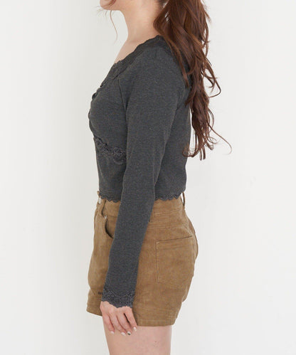 帶胸墊蕾絲長袖T恤