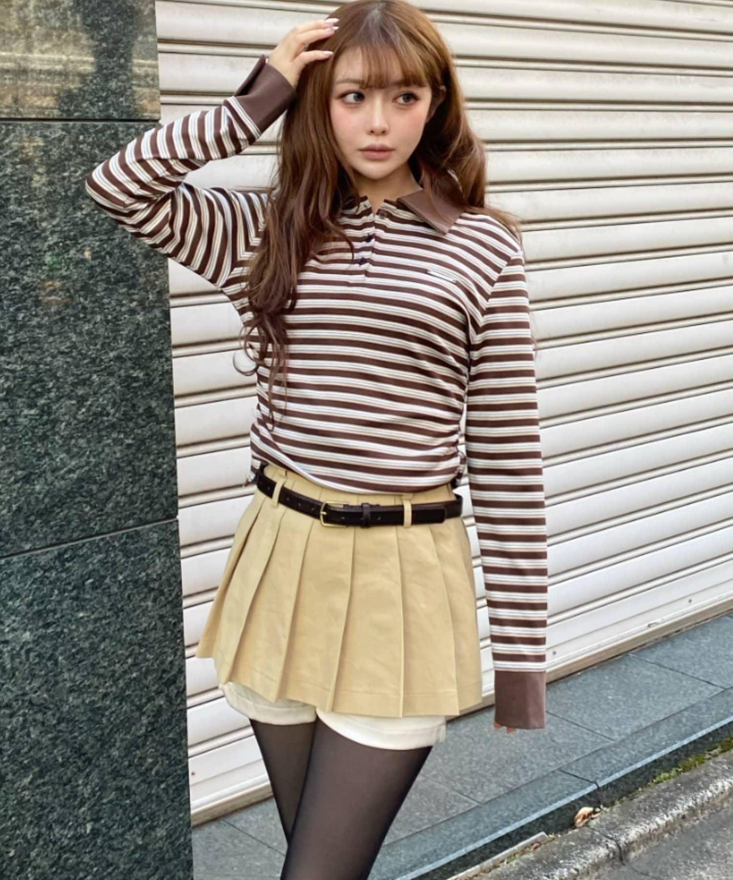 多色條紋胸部刺繡修身POLO衫