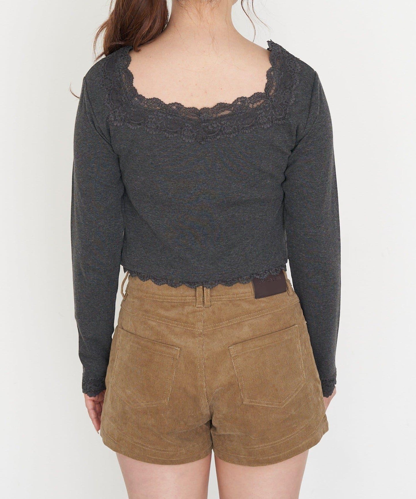 帶胸墊蕾絲長袖T恤