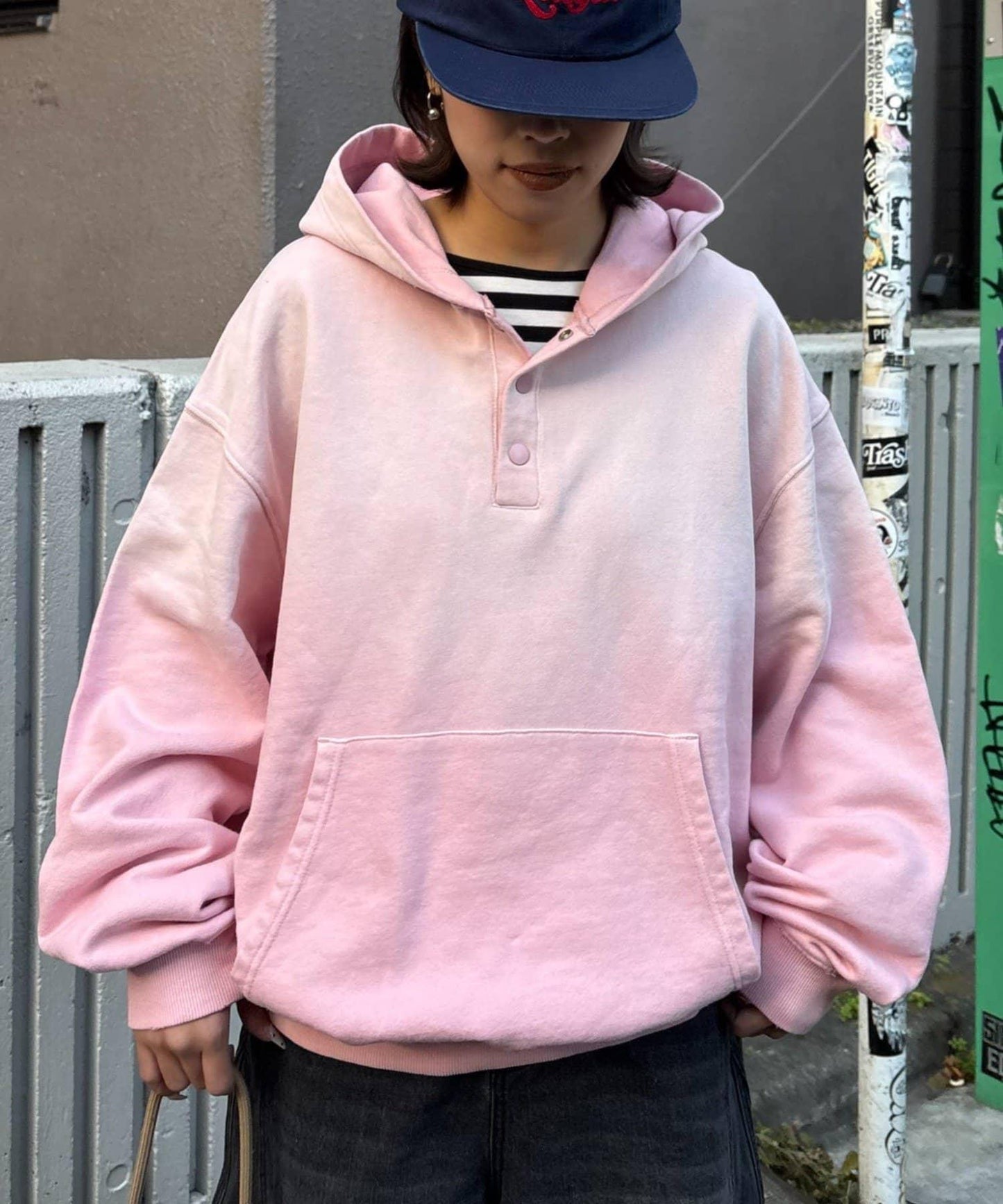 男女同款噴塗工藝亨利扣連帽衛衣