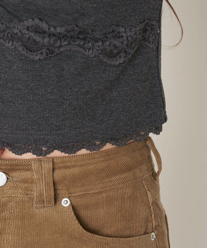 帶胸墊蕾絲長袖T恤