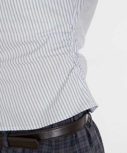 胸部刺繡修身襯衫