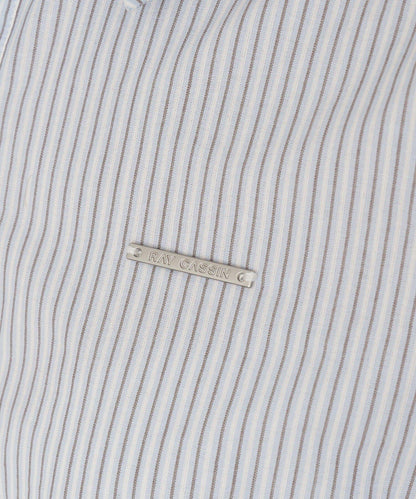 胸部刺繡修身襯衫