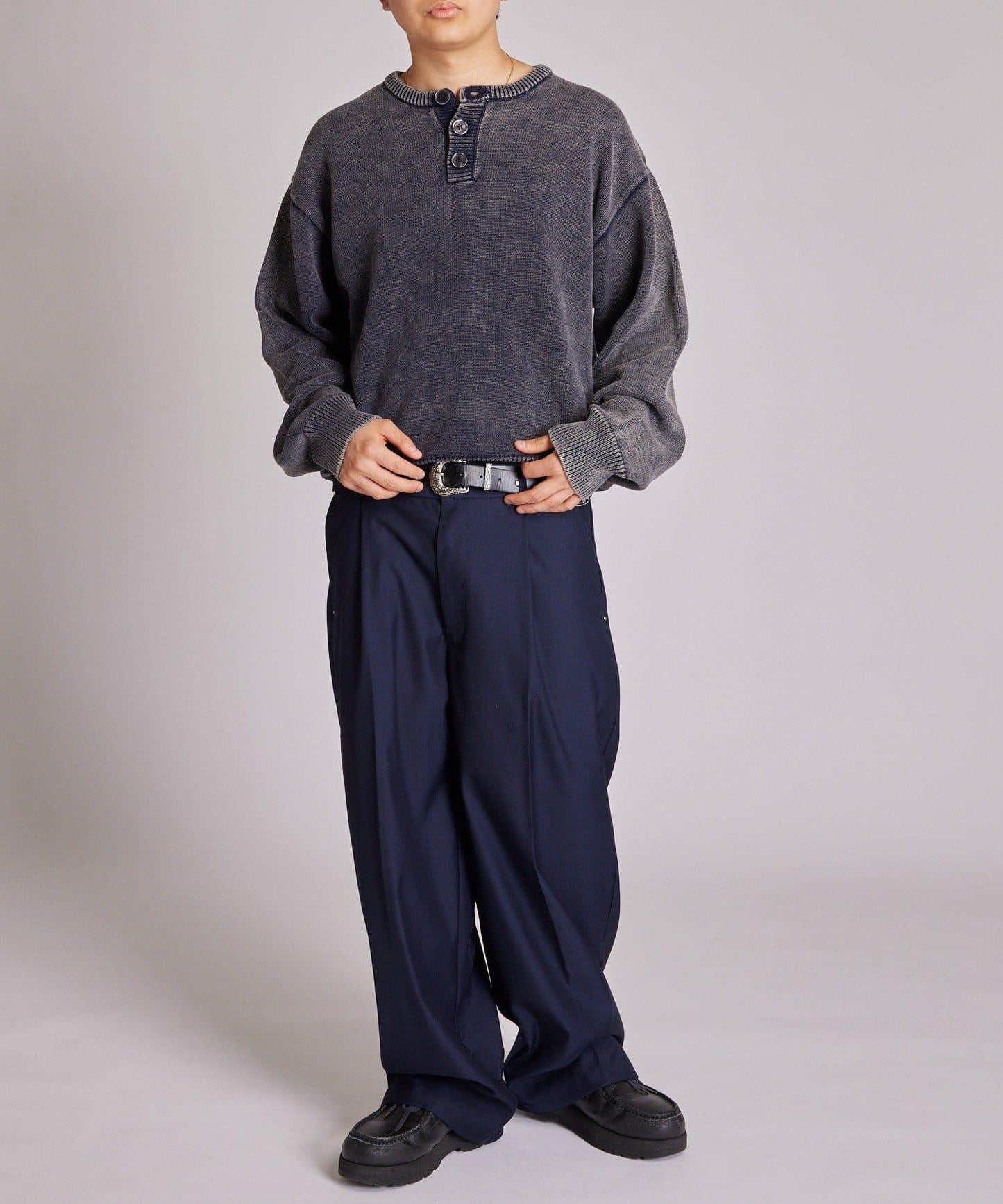 【WHO'S WHO gallery】單褶錐形休閒褲