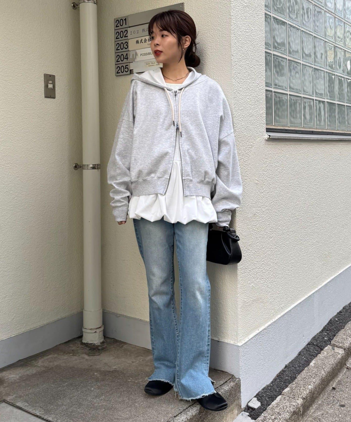 下襬氣球隨機羅紋上衣