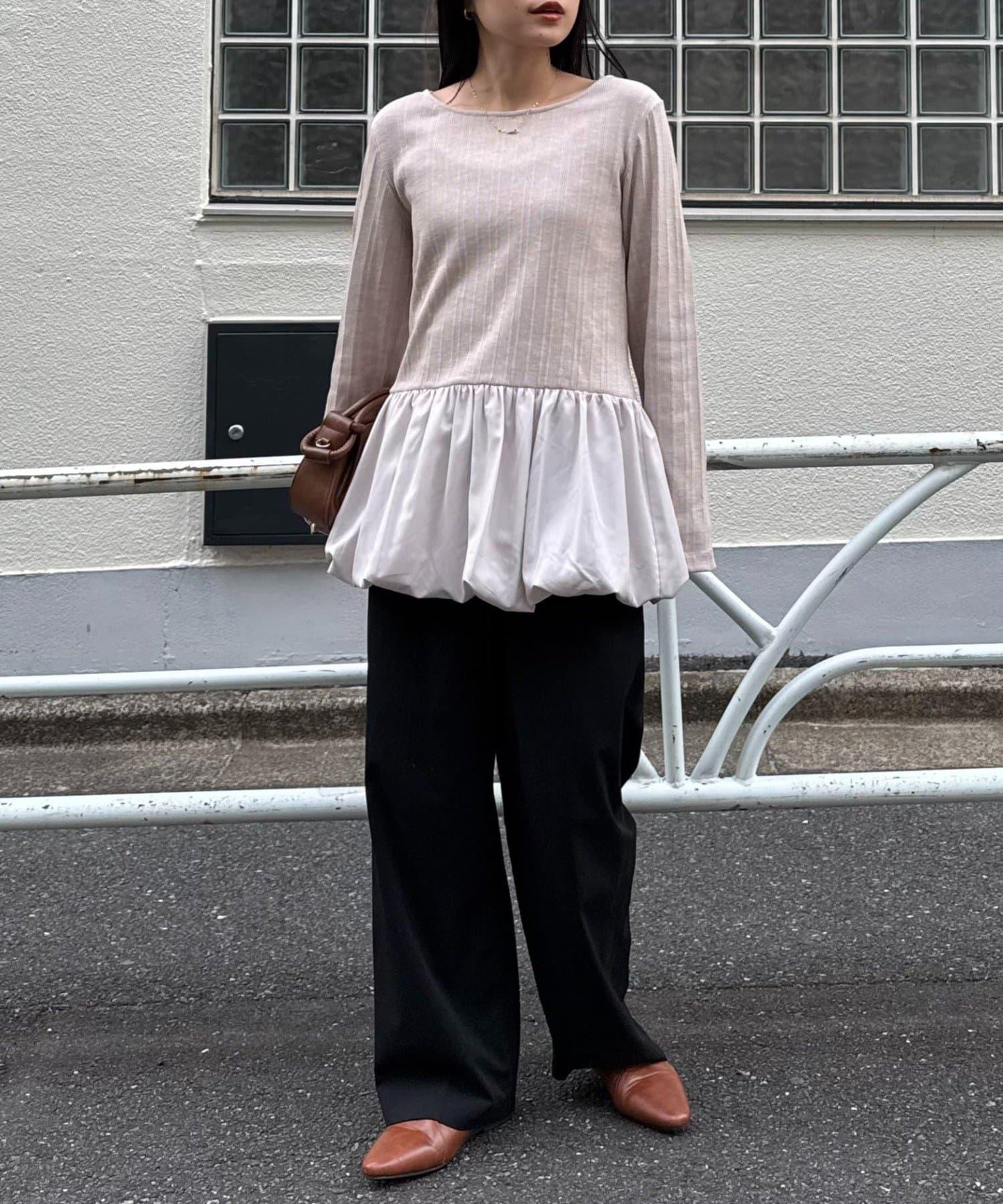 下襬氣球隨機羅紋上衣